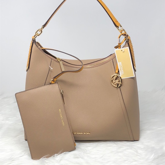 NWT Michael Kors Kimberly shoulder bag - Picture 3 of 8